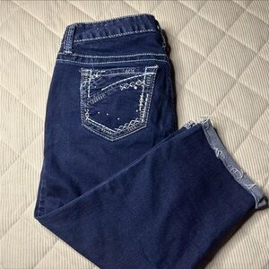 Amethyst Jeans Dark Blue Denim Capris